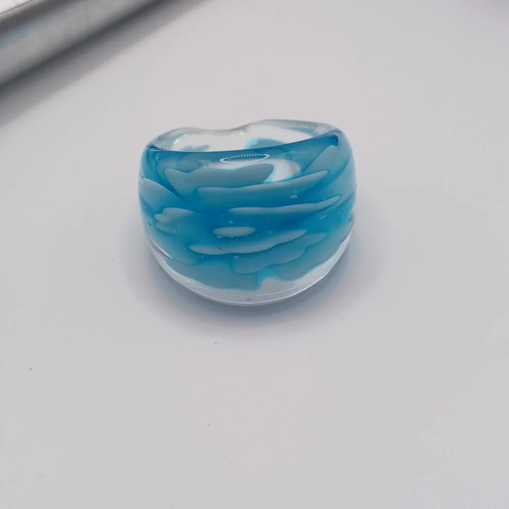 Clear Glass Art Ring With Blue Floral Design Sz 8.5